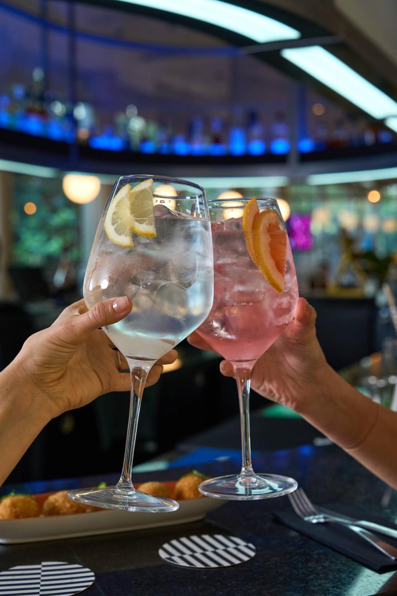 Pullman Santiago Vitacura Bagian luar foto Prosecco Spritz
